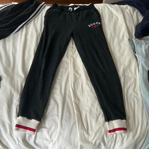 Roots pants - Picture 1 of 2